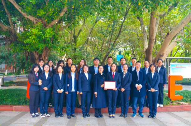 星教育 | 從“一”開(kāi)始，以愛(ài)育才：德外不變的情懷，用六年影響一生！